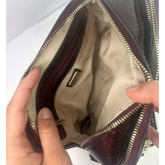 Guess Noelle Shiny Leather Women Shoulder Hand Bag Merlot Burgundy Silver Chain - Picture 11 of 13